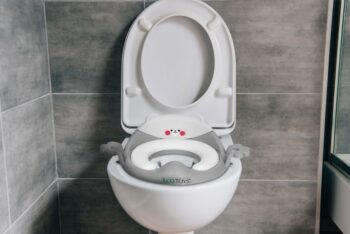 Detské sedadlo na WC s poduškou - sivé