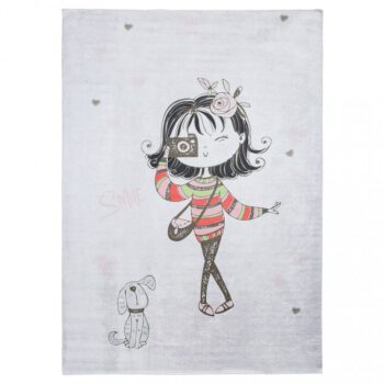 Detský koberec do dievčenskej izby so slečnou a psíkom Šírka: 160 cm | Dĺžka: 220 cm