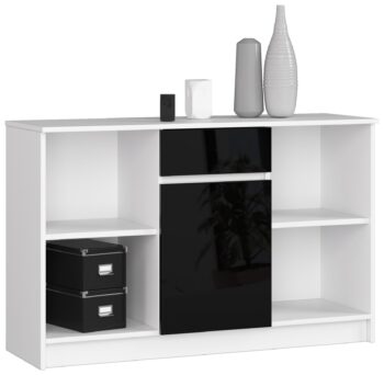 Komoda B52-120 - Kombinácia elegancie a moderného dizajnu Zoznámte sa s B52-120 - komodou, ktorá kombinuje klasickú bielu s odvážnym čiernym leskom. S rozmermi 77 x 120 x 40 cm je táto komoda ideálnym doplnkom pre moderné spálne či obývacie izby, kde hrá hlavnú rolu štýl a dizajn.  Typ: Komoda, skrinka  Materiál: LTD Farba: Biela s čiernym leskom Vybavenie:< /strong> 1 zásuvka Dekor: Lesk Počet dverí: 1 dverové Počet políc: 6  Moderný dizajn komody B52-120 je doplnený praktickosťou. Ponúka jednu priestrannú zásuvku a šesť užitočných políc pre jednoduchú organizáciu vašich vecí. Čierny lesklý dekor dodáva komode luxusný vzhľad, vďaka čomu sa stane výrazným prvkom vášho interiéru.