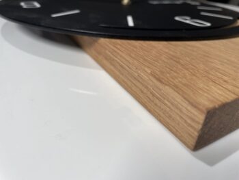 Dubové nástenné hodiny Geometric - čierne