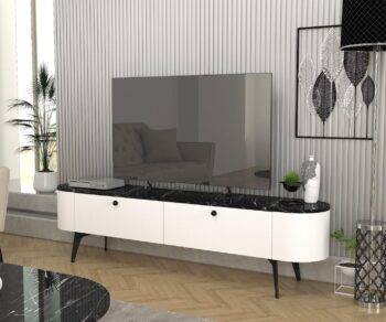 TV stolík EGYPTDodajte svojej obývačke elegantný a luxusný prvok s TV stolíkom EGYPT. Tento štýlový a praktický kus nábytku je ideálny na umiestnenie vašej televízie a ďalších mediálnych zariadení, prinášajúcich do vášho interiéru moderný a sofistikovaný vzhľad.Špecifikácia produktu:Typ tovaru: TV stolíkVhodné do miestnosti: Obývacia izbaMateriál: LTDRozmer: 180 x 46.8 x 35 cmFarba: Biela + mramorVybavenie: SkrinkyPočet dvierok: 2Hrúbka materiálu: 18 mmDodatočné informácie: Dodávame v demonteTV stolík EGYPT je skvelou voľbou pre každého, kto hľadá funkčné a estetické riešenie pre svoju obývaciu izbu. Vyrobený z kvalitného LTD materiálu s hrúbkou 18 mm, zaisťuje pevnosť a dlhú životnosť. Kombinácia bielej farby a mramorového vzhľadu dodáva stolíku moderný a luxusný vzhľad, ktorý sa hodí do akéhokoľvek interiéru.Vďaka svojmu vybaveniu skrinkami a dvoma dvierkami poskytuje televízny stolík EGYPT dostatok úložného priestoru pre vaše mediálne zariadenie, BR, knihy a ďalšie doplnky. Dodávame v demonte, čo zaručuje bezpečnú prepravu a jednoduchú montáž. Pridajte do svojho domova tento jedinečný a praktický kúsok nábytku a užívajte si jeho výhody každý deň.
