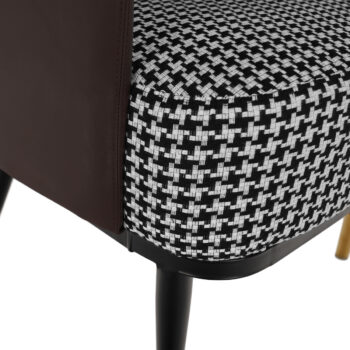 Dizajnové kreslo Emren je skvelou voľbou pre tých, ktorí hľadajú moderný a štýlový doplnok do svojho interiéru. Toto klasické kreslo vyniká svojím elegantným vzhľadom, ktorý kombinuje čiernobielu, hnedú a čiernu farbu. Je vyrobené z kvalitných materiálov ako ekokoža a látka, čo zaručuje jeho…