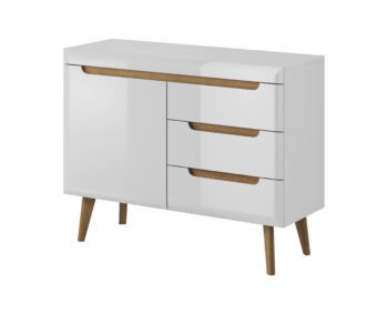 Komoda je súčasťou zaujímavého sektoru NORD. Je v elegantnom a modernom prevedení.Komoda je jednodverová. Disponuje tromi praktickými zásuvkami.Je vo farebnom prevedení  biela, biely lesk. Detaily a vysoké nožičky sú vo farbe dub riviéra. Vyrobená je z LTD dosiek s ABS hranami. Dvierka sú vyrobené z kvalitných MDF dosiek.  Rozmer (š,v,h): 107x83x40 cm.Obývací sektor NORD je vynikajúcim riešením do moderného interiéru. Unikátny vzhľad jednotlivých komponentov zaujme nejedného zákazníka. Štýlové vysoké nožičky podčiarkujú charakter nábytku NORD.Dodávame v demontovanom stave.