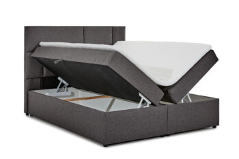 Posteľ FANCY patrí medzi boxspringové postele. Najvýraznejším prvkom je vyvýšené čelo postele, ktoré poskytne pohodlnú opierku hravy a ochráni stenu pred oderom. Jednoduché prešívanie vytvára jemný obdĺžnikový vzor, ktorý sa stane ozdobou Vašej spálne. Jednofarebné prevedenie dáva možnosť variabilnej kombinácie s ďalším nábytkom či farbami. Výška ložnej plochy poskytne pohodlné vstávanie a sadanie na posteľ. Moderný dizajn postele je prepojený s praktickým riešením priestoru. Posteľ ponúka spaciu plochu 165 x 200 cm, členenú na dve časti. Pod každou z nich nájdete úložné boxy. Využívajú UP systém otvárania, vďaka ktorému sa jednoduchým spôsobom dostanete ku predmetom uloženým v boxoch.Jednostranný matrac je z bonellovej pružiny, kombinovaný s PUR penou T25. Pre ešte lepší pocit je súčasťou postele horný topper s výškou 4 cm. Poťah je hypoalergénny, snímateľný a prateľný pri 40 ℃. Posteľ je celočalúnená kvalitnou  látkou Berlin 01.Rozmery (š/v/h): 165 x 124 x 210 cm. Výška ložnej plochy je 54 cm. Hrúbka zadného čela je 10 cm. Výška nožičiek je 3 cm. Posteľ sa predáva kompletná, nie je potrebné doobjednávať rošt ani matrac. Tvrdosť matraca: H3.V našej ponuke nájdete aj ďalšie rozmery a farebné prevedenia tejto unikátnej postele.   