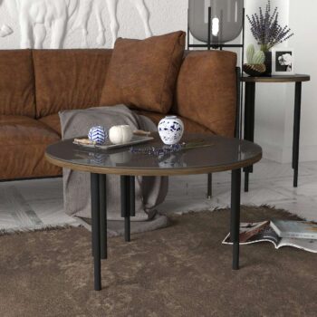 Predstavujeme FANNY, konferenčný stolík, ktorý prináša do vašej obývačky modernú eleganciu. Tento štýlový nábytok v antracitovej farbe je navrhnutý tak, aby poskytoval praktické a estetické riešenie pre vaše potreby.Detailné špecifikácieTyp tovaru: Konferenčný stolíkMateriál: Kvalitná LTD s hrúbkou materiálu 18 mm, zaisťujúca odolnosť a dlhú životnosť.Rozmery: 69.5 x 40.2 x 69.5 cm, ideálny pre moderné obývacie priestory.Farba: Elegantná antracitová, ktorá dodáva priestoru moderný a sofistikovaný vzhľad.Tvar: Okrúhly, ktorý dodáva priestoru jemnosť a harmóniu.Dodatočné informácie: Produkt je dodávaný v demontovanom stave, čo uľahčuje transport a montáž.Konferenčný stolík FANNY je ideálnou voľbou pre tých, ktorí hľadajú moderný a funkčný nábytok. Jeho antracitová farba a okrúhly tvar prinášajú do vášho domova sviežosť a moderný štýl, zatiaľ čo poskytujú dostatok priestoru pre všetky vaše potreby.