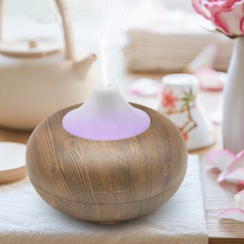 Aróma difuzér Filo v tmavej prírodnej a bielej farbe je ideálnym doplnkom pre váš interiér, ktorý kombinuje moderný dizajn s praktickými funkciami. Tento elegantný zvlhčovač vzduchu od značky KONDELA je vyrobený z kvalitného termoplastu, čo zaručuje jeho dlhú životnosť a jednoduchú údržbu. Stačí…