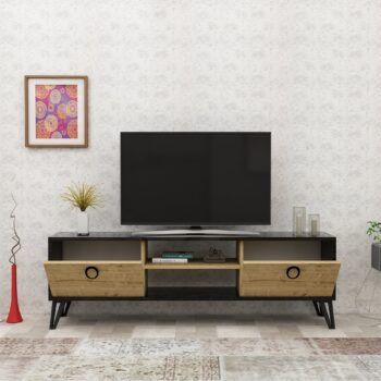 TV stolík FLORIDA – Luxusný a praktický doplnok do vašej obývačkyTV stolík FLORIDA je dokonalou kombináciou elegancie a funkčnosti, ktorá premení vašu obývaciu izbu na štýlový priestor. Vďaka regálku a dvom plným dvierkam ponúka dostatok úložného priestoru pre vaše elektronické zariadenie, káble, knihy či dekorácie. Jeho luxusný dizajn a kvalitné spracovanie zaručujú dlhú životnosť a moderný vzhľad.Hlavné vlastnosti produktu:Typ tovaru: TV stolíkVhodné do miestnosti: Obývacia izbaMateriál: Melamín, VT laminátRozmery: 53 x 150 x 29.5 cmFarba: Dub + čiernaVybavenie: Regálka a plné dvierkaŠtýl: LuxusnéPočet dvierok: 2Hrúbka materiálu: 18 mmDodatočné informácie: Dodávame v demonteStolík FLORIDA so svojim minimalistickým a moderným dizajnom skvele zapadne do každej obývačky. Ponúka nielen praktické úložné možnosti, ale aj esteticky obohatí váš interiér. Kúpte si TV stolík FLORIDA a dodajte svojej obývačke štýlový a funkčný nábytok!