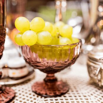 Predstavujeme vám elegantný pohár na zmrzlinu Fregata Typ 5, ktorý je ideálnym doplnkom pre každú domácnosť. Tento set obsahuje šesť kusov pohárov s objemom 300 ml, ktoré sú vyrobené z kvalitného skla a ponúkajú moderný vzhľad v jemnej ružovej farbe. Poháre sú navrhnuté tak, aby priniesli do…