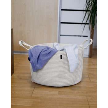 Pletený kôš Geos s rozmermi 50x30 cm v elegantnej kombinácii bielej a sivej farby je ideálnym doplnkom pre váš interiér. Tento moderný kôš od značky KONDELA je navrhnutý tak, aby spĺňal nielen estetické, ale aj praktické požiadavky na úložný priestor.