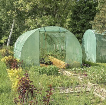 Záhradný fóliovník GREENHOUSE s rozmermi 600x300x200 cm Vám splní všetky Vaše želania o kvalitnej domácej zelenine a ovocí. Konštrukcia fóliovníka pozostáva z rúrok z pozinkovanej ocele o rozmeroch 19 mm x 0,65 mm a zabezpečuje dostatočnú stabilitu fóliovníka aj v nepriaznivom počasí.…