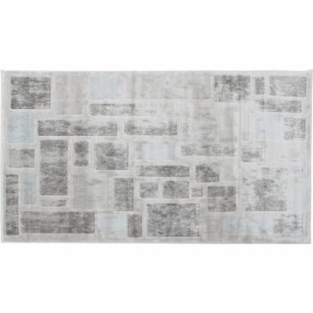 Koberec HEATHER 133x190 cm predstavuje vkusný doplnok, ktorý bude zaručene ladiť s každým kúskom vo vašej domácnosti. Vyrobený je kvalitného 100% polypropylénu. Koberec je viacfarebný, základ tvorí svetlosivá doplnená geometrickým vzorom v tmavosivej a modrej. Sivou farbou nič nepokazíte a viete ju…