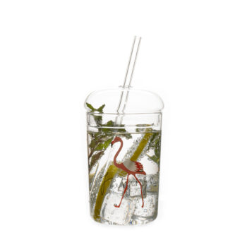 Predstavujeme vám elegantný a praktický set pohárov s vrchnákom a slamkou Hotcold Typ 16, ktorý je ideálnym doplnkom pre každú domácnosť. Tento set obsahuje štyri poháre, každý s objemom 350 ml, vyrobené z kvalitného borosilikátového skla. Vďaka svojmu modernému dizajnu a priehľadnému prevedeniu…