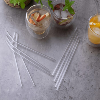 Predstavujeme vám sklenené slamky Hotcold Typ 20 od značky KONDELA, ktoré sú ideálnym doplnkom pre každú domácnosť. Tieto priehľadné slamky sú vyrobené z kvalitného borosilikátového skla, čo zaručuje ich vysokú odolnosť a dlhú životnosť. Sada obsahuje 12 kusov slamiek, ktoré sú navrhnuté tak,…