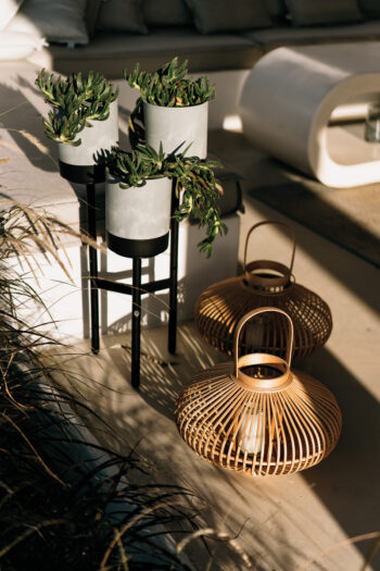 NABBI IKD3L kvetináč sivý betón / čierna – Obrázok 6