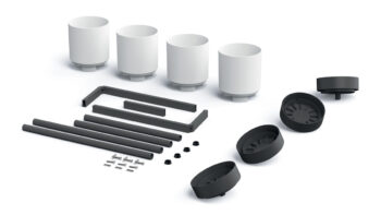 Kvetináč IKD4L je moderný a štýlový doplnok do každého interiéru. S jeho svetlou bielou farbou a čiernymi detailmi prinesie do vášho domova sviežosť a eleganciu. Tento kvetináč je vyrobený z kvalitného kovu, ktorý je doplnený plastovými prvkami, čo mu dodáva nepravidelný tvar a zaujímavý vzhľad.…