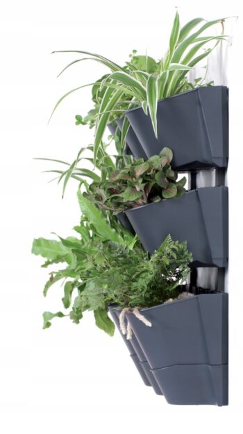 Kvety či bylinky potrebujú pre správny rast ideálne podmienky, v podobe vhodného priestoru, svetla a dostatku závlahy. Plastový vertikálny kvetináč IO2W600W sa postará o to, aby boli rastlinky dostatočne zavlažované a vystavené teplým slnečným lúčom. Kvetináč je vyrobený v prevedení antracit,…