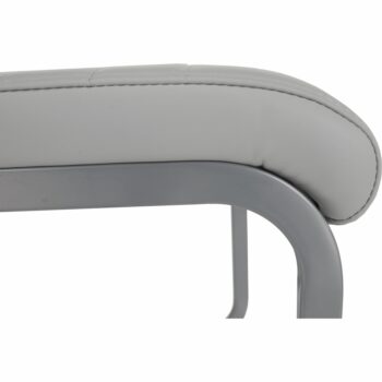 Zariaďte si elegantnú a modernú kuchyňu s jedálenskou stoličkou NOBATA. Rozmery stoličky sú (ŠxHxV): 42x56x99 cm. Výška sedu je 47,5 cm a hĺbka sedu je 42,5 cm. Stolička je čalúnená kvalitnou ekokožou v odtieňoch svetlosivej farby. Stabilitu držia pevné kovové nohy v sivej farbe. Nosnosť stoličky…