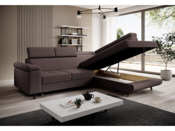 Spoločné chvíle s rodinou sú nenahraditeľné a práve priestranná sedacia súprava JOGI ROH dokáže vytvoriť ideálne miesto na stretnutia v kuchyni či obývacej izbe. Sedačka je celočalúnená v látke Soro 28 v elegantnej hnedej farbe, vďaka čomu ju môžete…