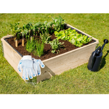 Drevený vyvýšený záhon Jubol Typ 2 od značky KONDELA je ideálnym riešením pre všetkých milovníkov záhradníčenia, ktorí hľadajú praktický a esteticky príjemný spôsob, ako pestovať rastliny. Tento moderný záhon v prírodnej farbe je vyrobený z masívneho dreva, čo zaručuje jeho dlhú…
