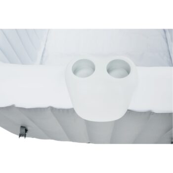 Opierka hlavy s držiakom na nápoje k vírivke Kamino je ideálnym doplnkom pre váš relaxačný zážitok vo vírivke. Tento set obsahuje tri kusy opierok, ktoré sú navrhnuté tak, aby poskytovali maximálne pohodlie a praktickosť. Vďaka modernému dizajnu a svetlej bielej farbe sa dokonale hodí do…