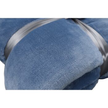 Objavte pohodlie a štýl s obojstrannou baránkovou dekou Kasala Typ 1 v elegantnej sivomodrej farbe. Táto deka, s rozmermi 127x152 cm, je ideálnym doplnkom do vášho interiéru, ktorý prinesie teplo a útulnosť do každej miestnosti.