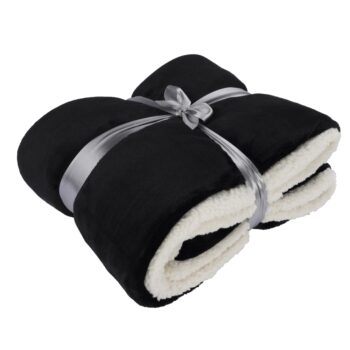 Nielen praktickým, ale aj dizajnovým doplnkom Vašej domácnosti sa stane nádherná obojstranná deka KASALA TYP 3 127x152 cm, s ktorou si budete vychutnávať zaslúžené chvíle oddychu. Prekvapí Vás nie len svojou ľahkosťou, ale hlavne svojou jemnosťou a hrejivosťou. Farebné prevedenie čierna sa hodí do…