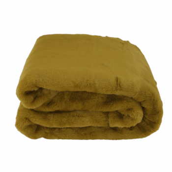 Ideálnym spoločníkom na chladné noci či užívanie piatkového večera pri dobrom filme je kožušinová deka RABITA TYP 8 NEW. Rozmery deky sú (ŠxD): 150x180 cm. Deka je vyrobená z kvalitného 100% polyesterového vlákna. Farebné prevedenie deky je výrazná zelená-greenery. Výška vlasu je 1,7 cm a gramáž je…