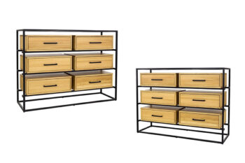 Komoda Krištof KD371 zaujme nielen svojim nadčasovým dizajnom, prepracovanými detailami ale aj použitými materiálmi. Osloví zástancov moderných trednov a milovnikov industriálneho štýlu. Tento luxusný nábytok je navrhnutý v kombinácii kovu a prírodného dubového masívu. Detailné prepracovanie, kvalitné materiály a dizajn sa stane zárukou Vašej spokojnosti.Konštrukcia nábytku je vyrobená z kovu, vo farebnom prevedení čierna matná. Na čielkach sú umiestnené úchyty v rovnakom materiálovom a farebnom prevedení ako konštrukcia. Drevené časti sú vyrobené z kvalitného masívneho dreva vo farebnom prevedení prírodný dub. Viditeľnosť štruktúry dreva vytvára efektný vzor a spája viacero prírodných odtieňov masívu. Farba na zakúpenom výrobku môže mať preto odchylky od zobrazenia na fotografii.Komoda je šuplíková a ponúka 6 praktických šuplíkov, umiestnených v dvoch radoch. Rozmery (š/v/h): 135 x 100 x 42 cm. Dodávame zmontované.V našej ponuke nájdete aj ďalšie prvky z kolekcie nábytku KRIŠTOF, ktorý so sebou prináša nekonvenčnosť a vzdušnosť. Výnimočné prevedenie osloví aj najnáročnejšých zákazníkov. 