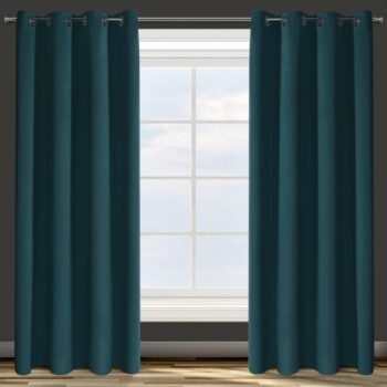Krásny petrolejovo zelený zatemňujúci záves na kruhy 135 x 250 cm