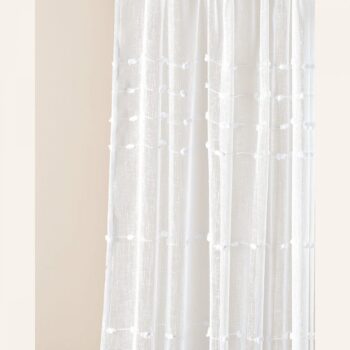 Kvalitná biela záclona  Marisa  so striebornými priechodkami 140 x 280 cm