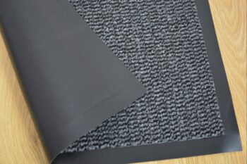 Kvalitná rohožka s gumovým okrajom 40x60 cm
