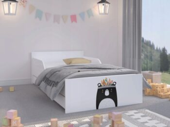 Kvalitne spracovaná detská posteľ  s medveďom 160 x 80 cm