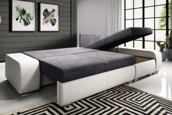 Sedačka LADA patrí medzi menšie rohové sedačky. Jednoduché línie sedačky sú doplnené elegantným zaoblením a štýlovými lesklými nožičkami. Kombinácia látok a farieb umocňuje celkový vzhľad a dodáva mu jedinečnosť. Vyššie opierky chrba zaručia pohodlné sedenie.Sedačka maximálne využíva priestor, čo ocení každý majiteľ. V spodnej časti nájdete 2 praktické úložné priestory s rozmerom 130 x 63 x 21 cm a 131 x 61x 21 cm. Za pomoci mechanizmu MOSS, získate praktickú ložnú plochu s rozmerom 140 x 203 cm, vhodnú na príležitostné spanie.Pohodlie pri oddychu a leňošení zaručí kombinácia bonellovej pružiny a PUR peny typu T30. Sedačka je čalúnená kombináciou eko-kože Madryt 1100 a látky Kronos 04. Prevedenie nôh sedačky je metal chrom, ich výška je 5 cm.Celkové rozmery (š/v/h): 255 x 90 x 144 cm. Výška bez opierok je 75 cm, hĺbka sedenia je 55 cm, výška sedenia je 42 cm. Prevedenie rohu je univerzálne, takže priamo na mieste si viete zvoliť sedačku s ľavým/pravým rohom.