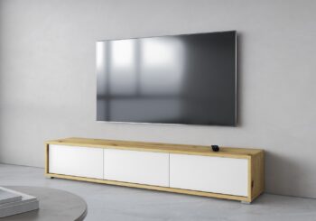 Televízny stolík LANNY vás zaujme svojimi jednoduchými líniami, atraktívnymi a moderným prevedením. Je vhodný do moderných obývacích priestorov.TV stolík je vyrobený z kvalitných LTD dosiek, ktoré sa jednoducho udržiavajú. TV stolík diposnuje tromi výklopnými priehradkami.Farba: dub Artisan, biela.Rozmery:šírka: 180 cmvýška: 32 cmhĺbka: 36 cmDodávame v demontovanom stave. 