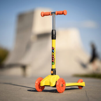 KONDELA Laoma detská kolobežka s osvetlením žltá / oranžová – Obrázok 2