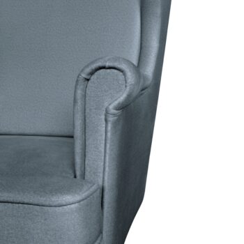 Predstavujeme vám elegantné kreslo Lefo v modernom prevedení sivá/wenge, ktoré je ideálnym doplnkom pre váš interiér. Toto klasické kreslo od značky KONDELA sa vyznačuje jednoduchým a čistým dizajnom, ktorý sa hodí do rôznych štýlov zariadenia. Jeho rozmery sú 80 cm na šírku, 95 cm na hĺbku…