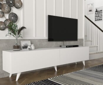 Moderný biely TV stolík LEYNA sa vďaka svojim rozmerom skvelo hodí do malých interiérov. Stolík stojí na trendových bielych nožičkách čo produktu dodáva na vzdušnosti a modernom dizajne. Obsahuje praktické výklopné skrinky, do ktorých uschováte všetko, čo potrebujete odložiť.Materiál: kvalitné LTDFarebné prevedenie: biela matná Rozmery: (š/h/v) 180 x 31,3 x 41,5 cm (ostatné rozmery v nákrese)Dodávame v demonte. 