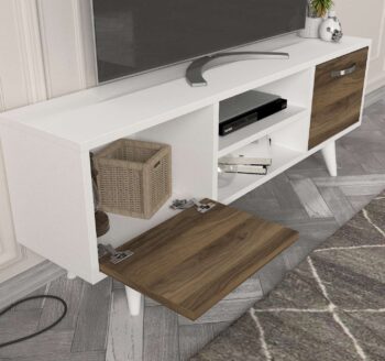 Predstavujeme LINKA, obývaciu stenu, ktorá skvele kombinuje funkčnosť a moderný dizajn. Táto zostava, navrhnutá v elegantných farbách bielej a orecha, prináša do každej obývacej izby čistý a svieži vzhľad, zatiaľ čo poskytuje praktické riešenie na usporiadanie multimediálnych zariadení a dekorácií.Detailné špecifikácieTyp tovaru: Obývacia stenaMateriál: Kvalitný LTD s hrúbkou 18 mm, čo zaisťuje vysokú odolnosť a dlhú životnosť.Rozmery: TV stolík (120 x 25 x 41 cm) a nástenné police (60 x 14.5 x 14.5 cm), ktoré poskytujú efektívny úložný priestor a estetickú prezentáciu vašich obľúbených predmetov.Farba: Kombinácia bielej a orechovej farby prináša do interiéru teplý, ale zároveň moderný vzhľad.Vybavenie: Regálka integrovaná v TV stolíku a ďalšie nástenné police pre flexibilné uskladnenie a zobrazenie vašich kníh, elektroniky či dekorácií.Dodatočné informácie: Produkt dodávame v demontovanom stave, čo uľahčuje jeho transport a montáž.Obývacia stena LINKA je ideálnou voľbou pre tých, ktorí hľadajú nielen praktický, ale aj esteticky príťažlivý nábytok, ktorý dokáže zvýrazniť moderný charakter každej obývačky. S jej minimalistickým dizajnom a efektívnym využitím priestoru poskytne dokonalé riešenie pre organizáciu vášho domova.