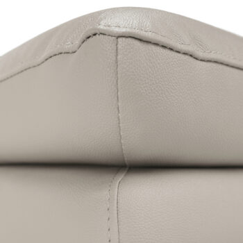 Taburetka Linsy v elegantnom prevedení svetlosivej farby a svetlého orecha je ideálnym doplnkom pre váš interiér. Táto moderná taburetka od značky KONDELA ponúka nielen štýlový vzhľad, ale aj praktické využitie. Je vyrobená z kvalitnej ekokože, ktorá je známa…