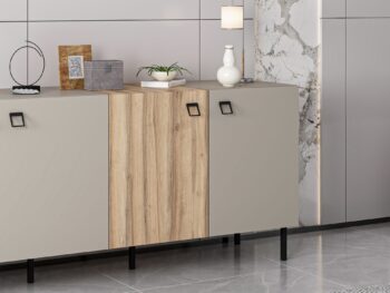 Komoda LUCY – Štýlová a praktická voľba pre vašu obývaciu izbuKomoda LUCY v modernej farbe pieskovca je ideálnym riešením pre tých, ktorí hľadajú elegantný úložný priestor do svojej obývacej izby. Široká konštrukcia a štyri plné dvierka poskytujú dostatok priestoru na organizáciu vecí, zatiaľ čo jej minimalistický dizajn dokonale zapadne do každého interiéru.Hlavné vlastnosti produktu:Typ tovaru: KomodaVhodné do miestnosti: Obývacia izbaMateriál: Melamín, VT laminátRozmery: 75 x 180 x 47 cmFarba: PieskovecVybavenie: Dvierka plnéPočet dvierok: 4Vzhľad: Široká konštrukciaHrúbka materiálu: 18 mmDodatočné informácie: Dodávame v demonteKomoda LUCY je vyrobená z kvalitných materiálov, ktoré zaisťujú jej odolnosť a jednoduchú údržbu. Vďaka svojmu elegantnému vzhľadu a praktickému usporiadaniu sa stane nepostrádateľnou súčasťou vášho domova.