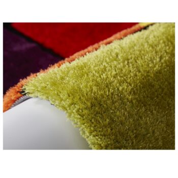 Koberec LUDVIG TYP 4 je moderným kúskom, ktorý dokonale zavŕši každý dizajn a zútulní Váš domov. Jeho povrch je taký príjemný na dotyk, že po ňom budete chcieť stále chodiť bosí. Jeho hebkosť a jemnosť je spôsobená materiálom, z ktorého je zhotovený - 100% polyester. Vďaka širokej škále rôznych…