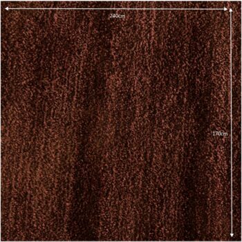 Koberec, ktorý vo Vás zanechá silné emócie. Svojou bordovohnedou farbou Vás koberec LUMA vtiahne do svojej hĺbky a opantá Vaše zmysly. Nežne Vás pohladí svojím jemným povrchom, nakoľko je vyrobený zo 100% polyesteru. Výborne zvýrazní potenciál podlahy i celého interiéru. Rozmery koberca majú (ŠxD):…