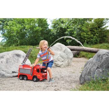 Lena Mercedes auto hasiči plast 65cm strieka vodu nádržka 1,5l v krabici 71x40x28cm 02158