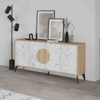 ORIANA 180 - Elegantný nábytok pre sofistikovaný interiérNadčasový dizajn: Komoda ORIANA 180 kombinuje teplý odtieň duba s rafinovanou bielou Carrara, čo vytvára harmonickú a elegantnú kombináciu pre každý interiér. Tento kúsok nábytku pridáva luxusný nádych ako do obývačky, tak aj do predsiene.Typ tovaru: KomodaVhodné pre miestnosti: Obývacia izba, predsieňMateriál: Kvalitný melamín, VT laminát a kovRozmery: 82 x 180 x 35.6 cmFarba: Dub + biela CarraraVybavenie: Štyri plné dvierka pre skvelý úložný priestorŠtýl: LuxusnýTvar: Obdĺžnikový a rovnýHrúbka materiálu: 18mmKomoda ORIANA 180 je majstrovským dielom v oblasti dizajnu nábytku. Jej sofistikovaná estetika a kvalitné spracovanie z neho robí nielen praktický, ale aj vizuálne pútavý kúsok, ktorý ocení každý milovník luxusu a štýlu.