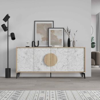 ORIANA 180 - Elegantný nábytok pre sofistikovaný interiérNadčasový dizajn: Komoda ORIANA 180 kombinuje teplý odtieň duba s rafinovanou bielou Carrara, čo vytvára harmonickú a elegantnú kombináciu pre každý interiér. Tento kúsok nábytku pridáva luxusný nádych ako do obývačky, tak aj do predsiene.Typ tovaru: KomodaVhodné pre miestnosti: Obývacia izba, predsieňMateriál: Kvalitný melamín, VT laminát a kovRozmery: 82 x 180 x 35.6 cmFarba: Dub + biela CarraraVybavenie: Štyri plné dvierka pre skvelý úložný priestorŠtýl: LuxusnýTvar: Obdĺžnikový a rovnýHrúbka materiálu: 18mmKomoda ORIANA 180 je majstrovským dielom v oblasti dizajnu nábytku. Jej sofistikovaná estetika a kvalitné spracovanie z neho robí nielen praktický, ale aj vizuálne pútavý kúsok, ktorý ocení každý milovník luxusu a štýlu.