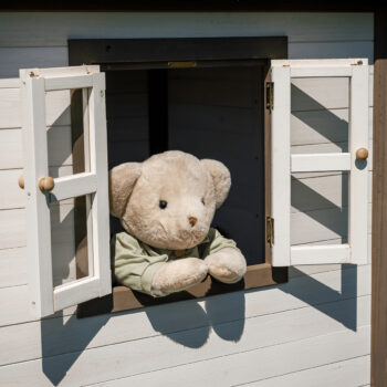 Predstavujeme vám plyšového medveďa Maden Boy Typ 2, ktorý je ideálnym spoločníkom pre deti aj dospelých. Tento roztomilý medvedík s výškou 65 cm je vyrobený z kvalitnej bavlnenej látky, ktorá je príjemná na dotyk a vhodná pre všetky vekové kategórie. Jeho smotanovo-zelené…