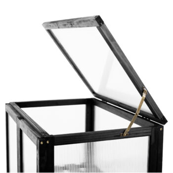 Balkónový skleník Manlo Typ 1 v elegantnej čiernej farbe je ideálnym riešením pre všetkých milovníkov záhradkárstva, ktorí chcú pestovať rastliny aj na obmedzenom priestore. Tento moderný a hranatý skleník je navrhnutý tak, aby sa dokonale hodil na balkóny alebo terasy, pričom poskytuje…