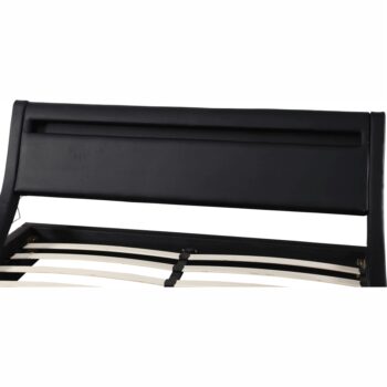 Doprajte si luxusný oddych a spánok s manželskou posteľou s roštom a osvetlením FELINA. Rozmery postele sú (ŠxHxV): 175x220x88 cm, pričom plocha na spanie je (ŠxD): 160x200 cm. Výška postele po rošt je 21,5 cm. Posteľ je čalúnená ekokožou v čiernej farbe. Dizajn postele je oživený RGB LED…