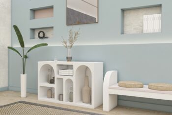 Moderná knižnica MARK v škandinávskom štýlePridajte do svojej obývačky eleganciu a funkčnosť s knižnicou MARK. Jej minimalistický dizajn a praktické prevedenie ju robí ideálnou voľbou pre škandinávsky ladené interiéry.Špecifikácia knižnice MARK:Materiál: melamín, VT laminát a MDFFarba: bielaRozmery: 74 x 120 x 37 cmŠtýl: škandinávskyVybavenie: praktický regálHrúbka materiálu: 18 mmMontáž: dodávame v demonteKnižnica MARK je navrhnutá tak, aby spájala estetiku a praktickosť. Ponúka dostatok úložného priestoru pre vaše obľúbené knihy, dekorácie či ďalšie drobnosti. Vďaka elegantnej bielej farbe sa ľahko zladí s vašim interiérom.Odolné materiály, ako je melamín a MDF, zaisťujú pevnosť a dlhú životnosť. Škandinávsky štýl knižnice MARK prináša do vašej obývačky sviežu a modernú atmosféru.Jednoduchá montáž a všestranné využitieZaobstarajte si knižnicu MARK, ktorá vyniká jednoduchým zostavením a širokou škálou využitia. Stačí ju zložiť a ihneď si užívať jej praktickú aj estetickú kvalitu.