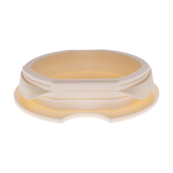 Džbán MATY je ručne vyrábaný z fúkaného, vysokokvalitného borosilikátového skla. Takéto výrobky sú unikátne a vhodné na slávnostné aj každodenné príležitosti. Sklo je číre a doplnené vrúbkovaným vzorom. Džbán je vybavený ergonomickou rukoväťou pre pohodlné…